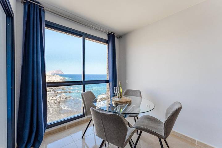 Gîte pour 4 personnes, avec vue et balcon dans Los Abrigos