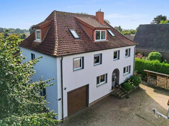 Ferienwohnung für 7 Personen, mit Terrasse und Ausblick in Barsbek