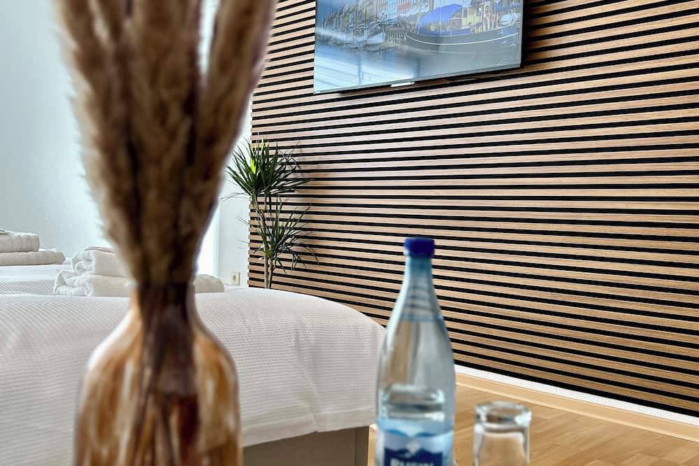 Entire apartment, Cozy vacation apartment between Cologne and Düsseldorf in Monheim am Rhein, Kreis Mettmann