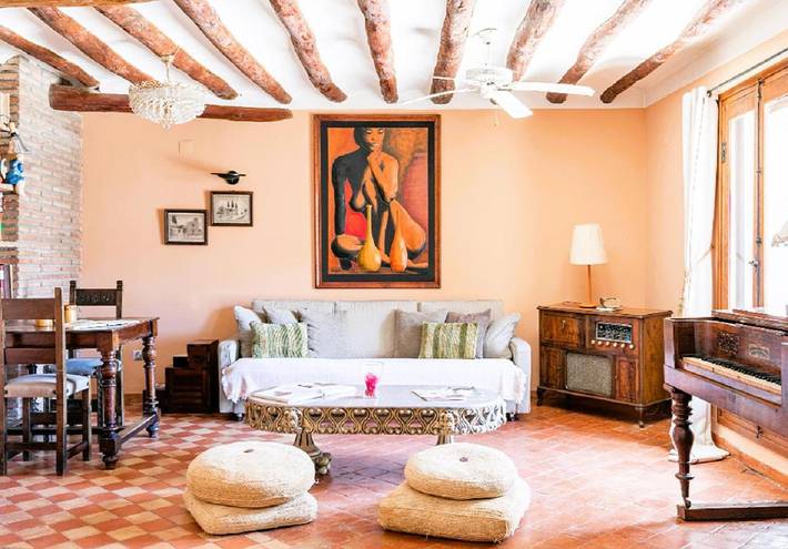 Gîte pour 3 personnes, avec vue et jardin, animaux acceptés à Adahuesca - 2