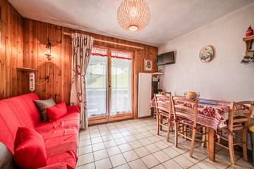 Gîte pour 6 personnes, avec balcon à Morillon