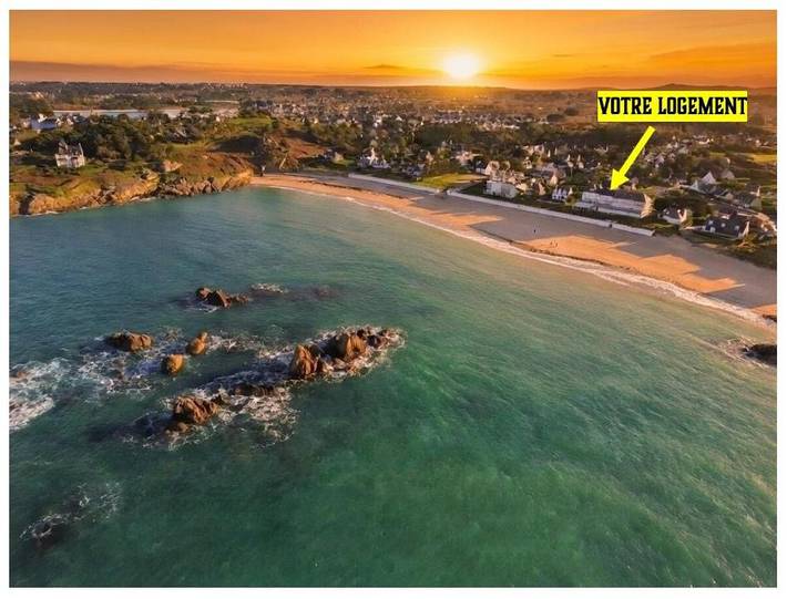 Gîte pour 4 personnes, avec vue et jardin dans Plage de Grève Blanche