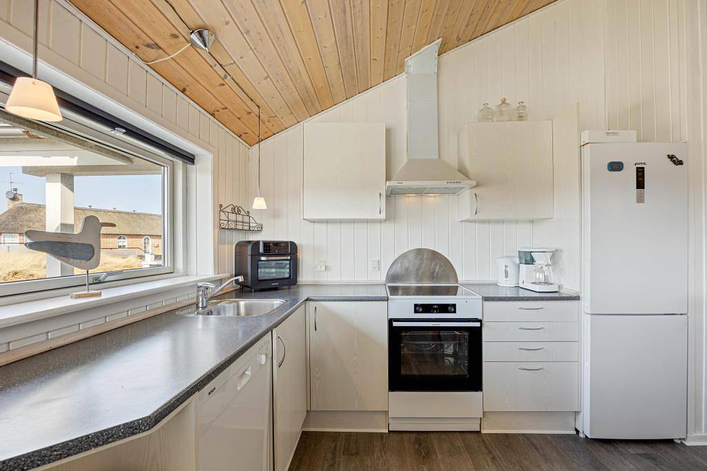 Familienfreundliches Ferienhaus mit Badetonne und Außendusche in Skodbjerge, Haurvig