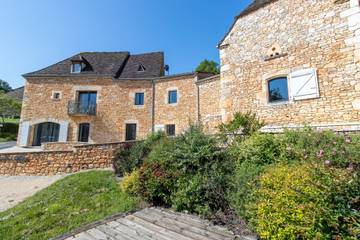 Chalet pour 14 Personnes dans Lacave, Parc Naturel Régional des Causses du Quercy, Photo 3