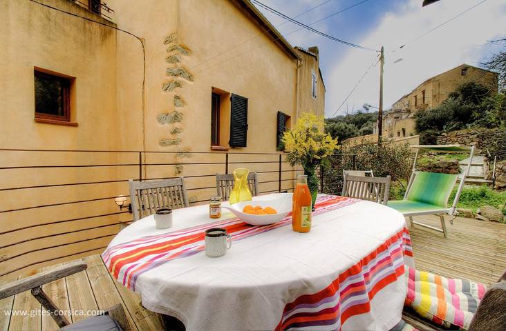 A Casa di Paese in Moncale, Calvi region