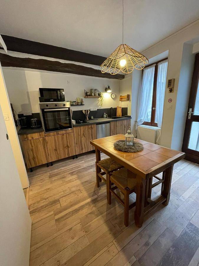 Location de vacances pour 2 personnes, avec terrasse et jardin à Avallon - 2