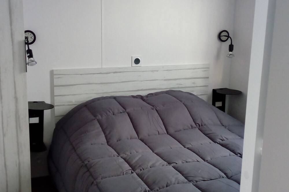 Mobile home cosy 2 chambres-Camping Les Rives de Vilaine** in Férel, Côte des Mégalithes