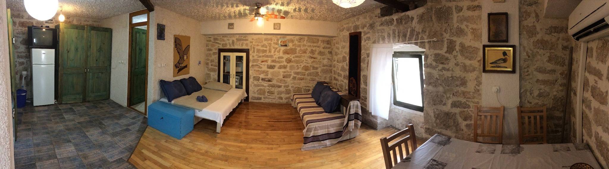 Ganze Wohnung, Komfortable Wohnung in Betina, 52 m², klimatisiert in Betina, Tisno