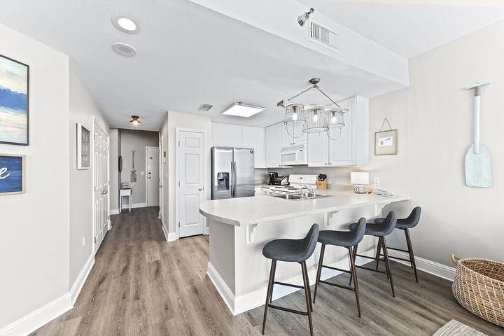 Vacation apartment for 6 people, with balcony and hot tub as well as sauna and pool - 1