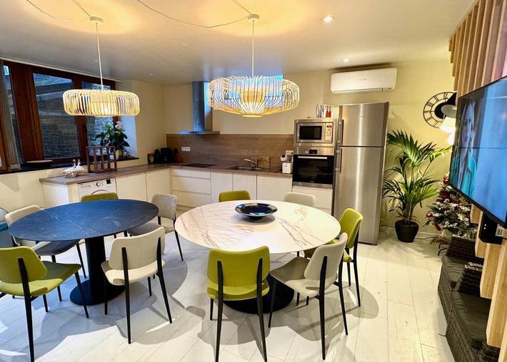 Location de vacances pour 14 personnes, avec vue et terrasse, animaux acceptés à Modave - 4