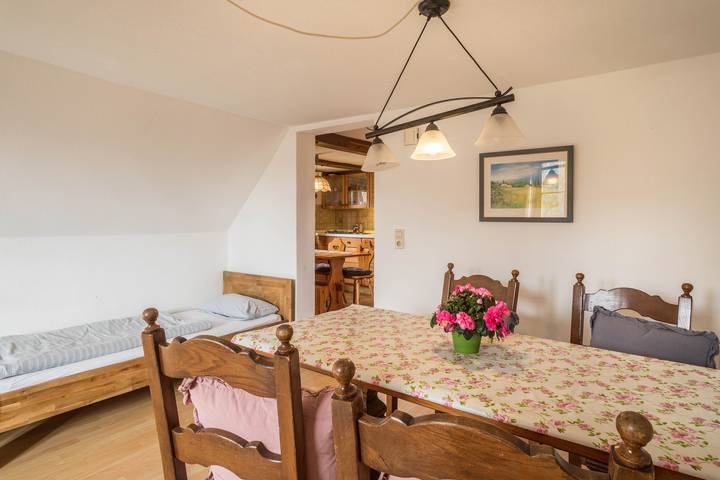 Ganze Wohnung, Ferienwohnung 'Achraintal 1' mit Bergblick und Wi-Fi in Lindau, Bayerisch Schwaben