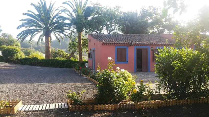 Holiday home for 4 people, with garden and view - 1