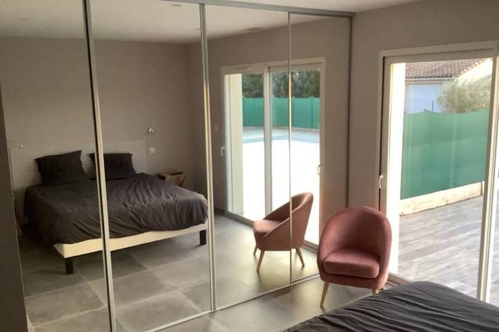 Location de vacances pour 6 personnes, avec terrasse et jardin à Saint-Jean-de-Maruéjols-et-Avéjan - 2