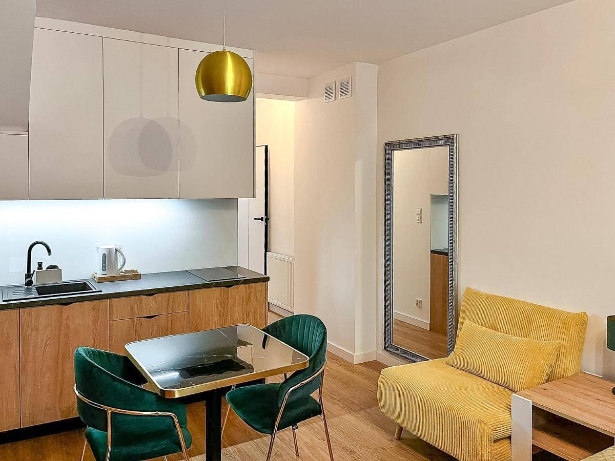 Cały apartament, Nowy Dwór Mazowiecki Chic Studio by Bookinghost in Nowy Dwór Mazowiecki, Mazowsze