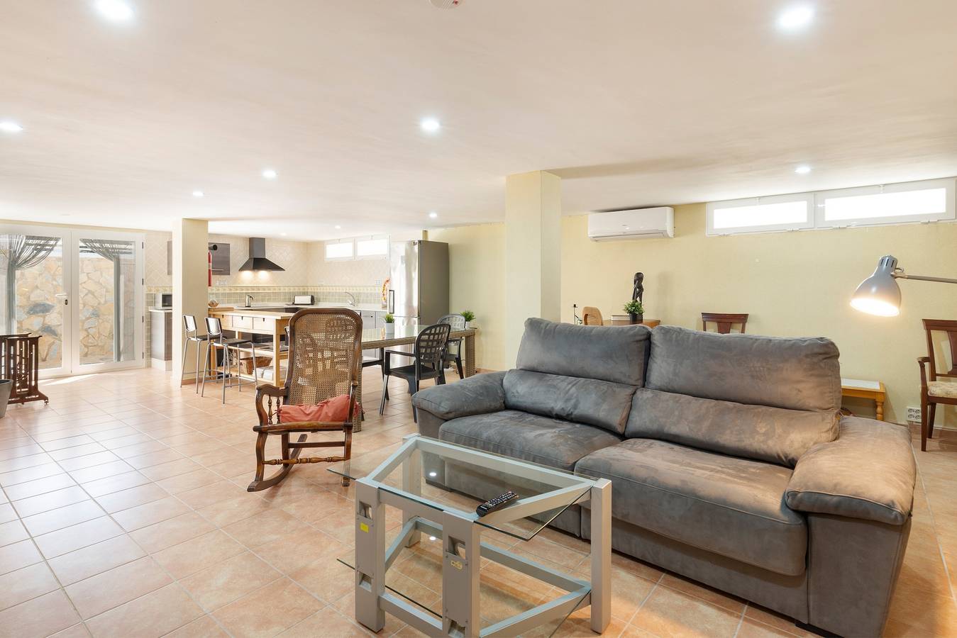 Ganze Wohnung, Souterrainwohnung im Chalet mit Gemeinschaftspool in El Pinar de San Gines, Cartagena