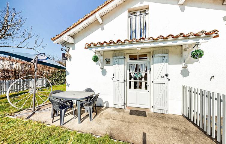 Location de vacances pour 4 personnes, avec jardin et terrasse, animaux acceptés à Oradour-Fanais - 3