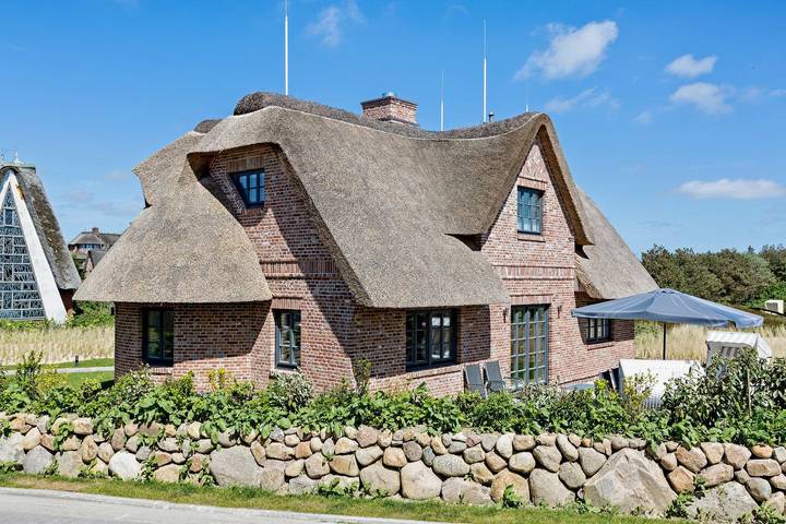 Ferienhaus für 8 Personen, mit Terrasse und Garten sowie Sauna und Ausblick in Rantum - 3