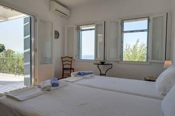 Villa for 4 People in Skopelos, Decentralized Administration of Thessaly - Central Greece, Photo 3