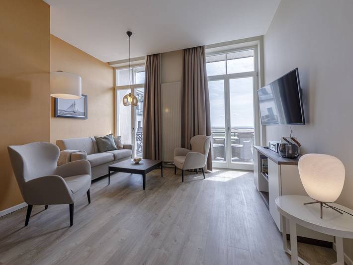 Ferienwohnung für 3 Personen, mit Seeblick und Balkon in Wustrow - 2