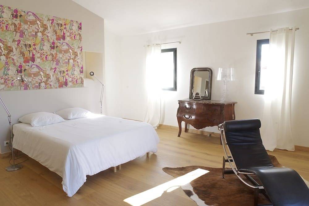 Fantastic bourgeois house of 250m2 in Baurech, Bordeaux region