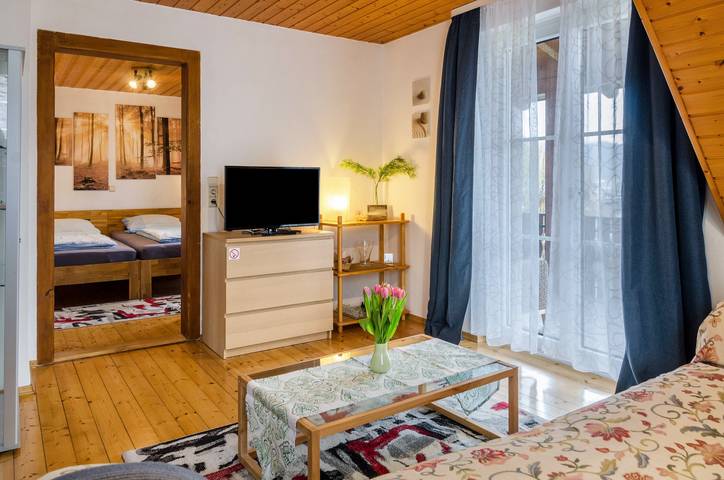 Ferienwohnung für 3 Personen, mit Balkon und Seeblick in Bodman-Ludwigshafen