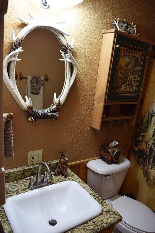 Abgeschiedene Hütte in Beavers Bend, Oklahoma in der Nähe von Broken Bow Lake in Broken Bow, Broken Bow Lake