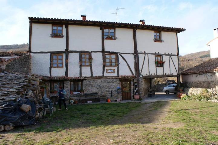 Alojamiento y desayuno para 2 personas, con jardín además de vistas y terraza en La Rioja - 3
