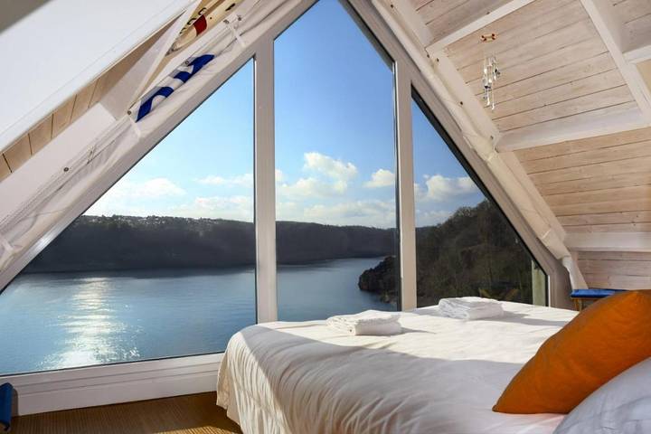 Maison d’hôte pour 8 personnes, avec vue ainsi que jardin et terrasse à Lézardrieux - 2