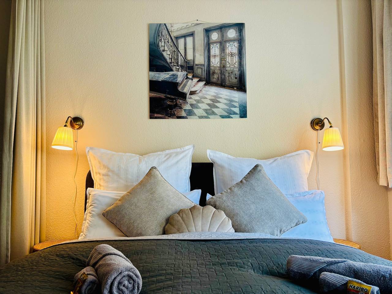 Ganze Ferienwohnung, Aycatcherhomes - Chiron Boutique Apt 2Br Old Town Marburg in Marburg, Landkreis Marburg-Biedenkopf