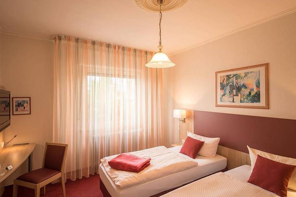 Einzelzimmer Dusche/Wc - Hotel-Restaurant Leander in Bitburg, Eifelkreis Bitburg-Prüm