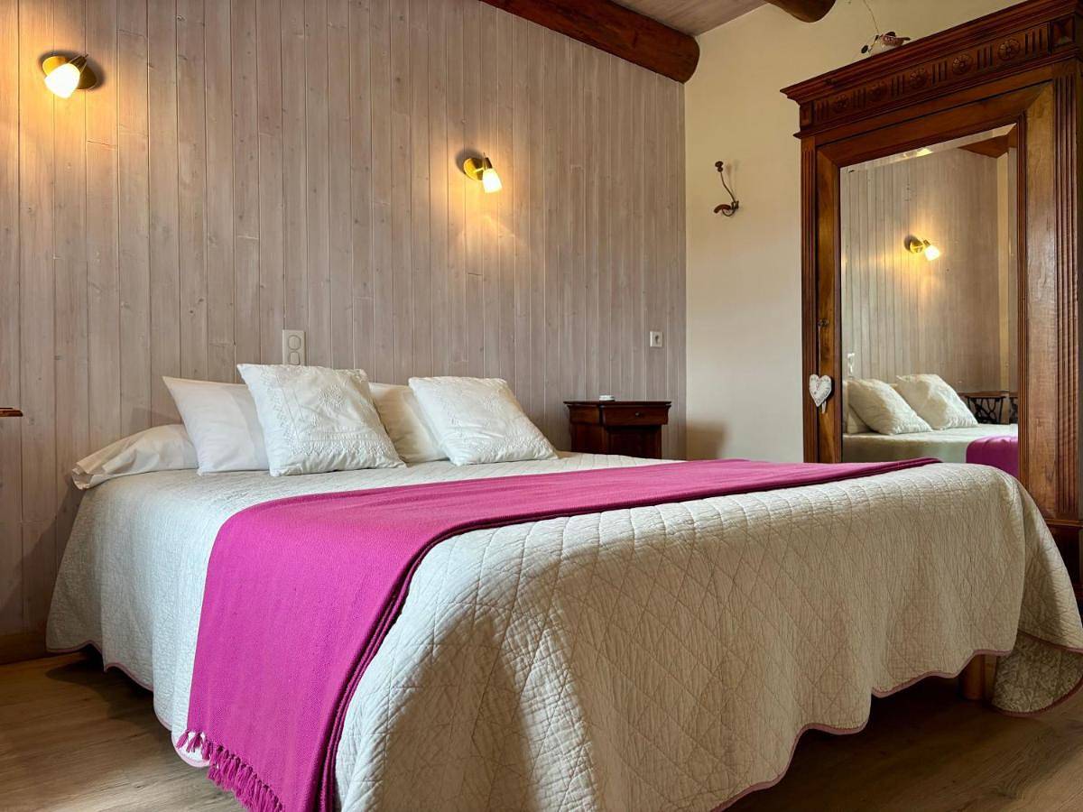 Double Room in Séneujols, Haute-Loire