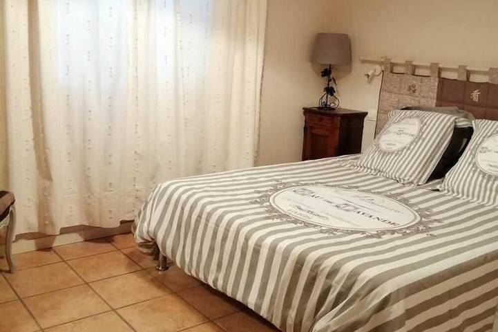 Location de vacances pour 9 personnes, avec jardin et piscine à Sainte-Eulalie (Aude) - 2