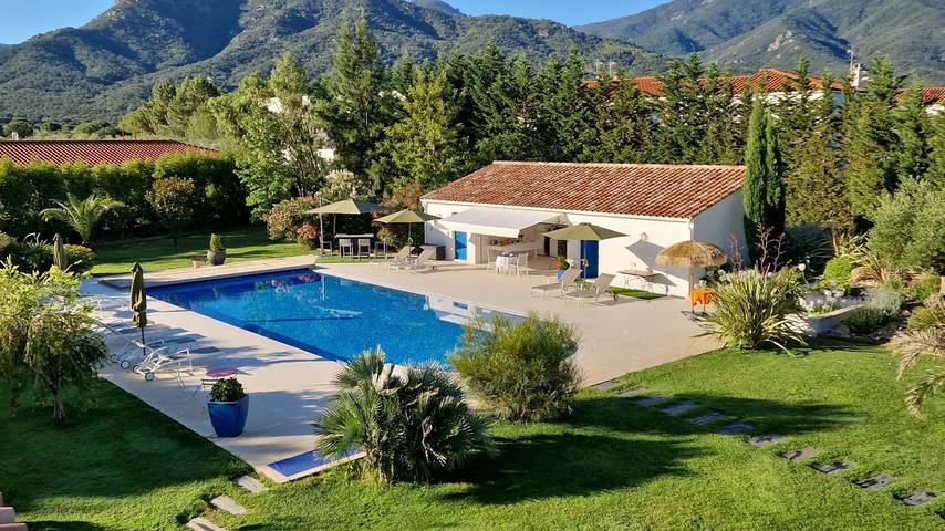 Chambre d’hôte pour 2 personnes, avec piscine et jardin à Sorède