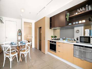 Holiday Apartment for 3 People in St Kilda, Melbourne, Photo 1