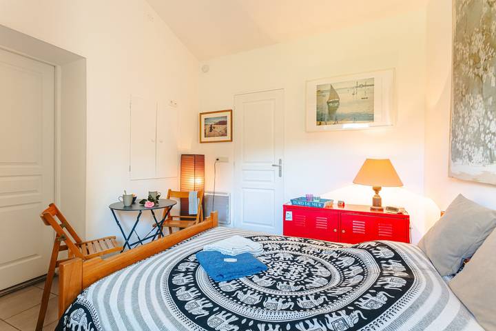 Estudio entero, Habitación con baño privado cerca de las playas de la isla de Oléron in Le Château-d'Oléron, Côte de Beauté
