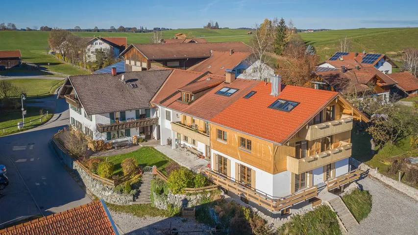 Ferienwohnung für 4 Personen, mit Balkon in Seeg - 2