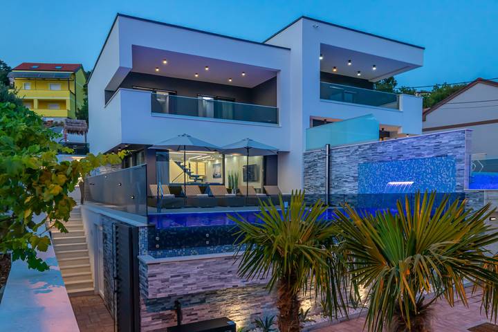 Villa für 8 Personen, mit Meerblick und Sauna in Crikvenica - 2