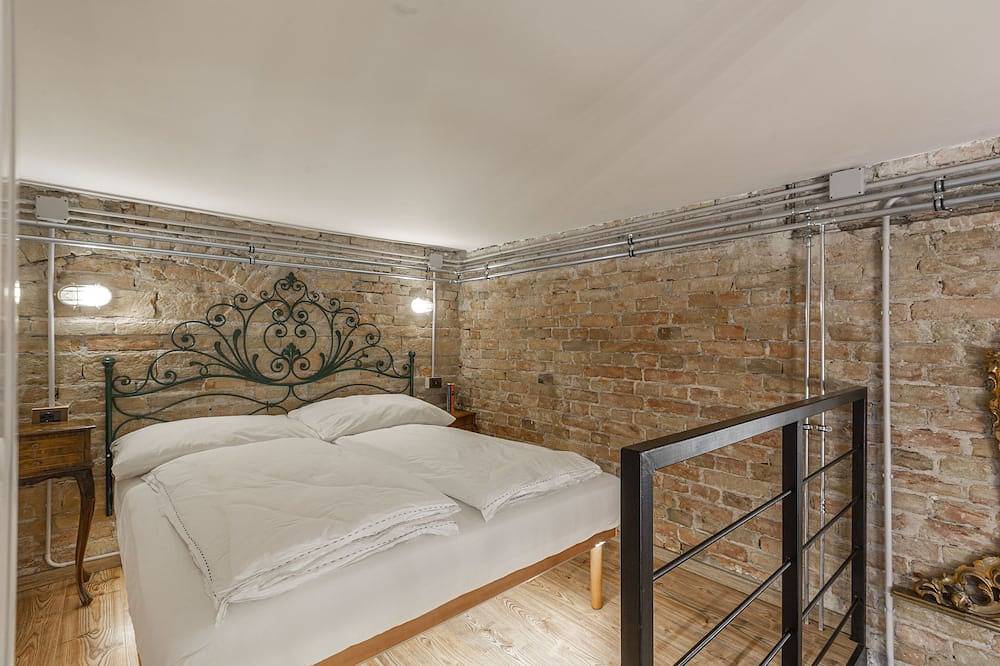 Apartamento entero, Luxury In perfect Downtown, specially designed for groups in Budapest, Közép-Magyarország