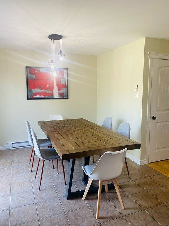 Vacation rental for 8 people, with terrace in Moncton