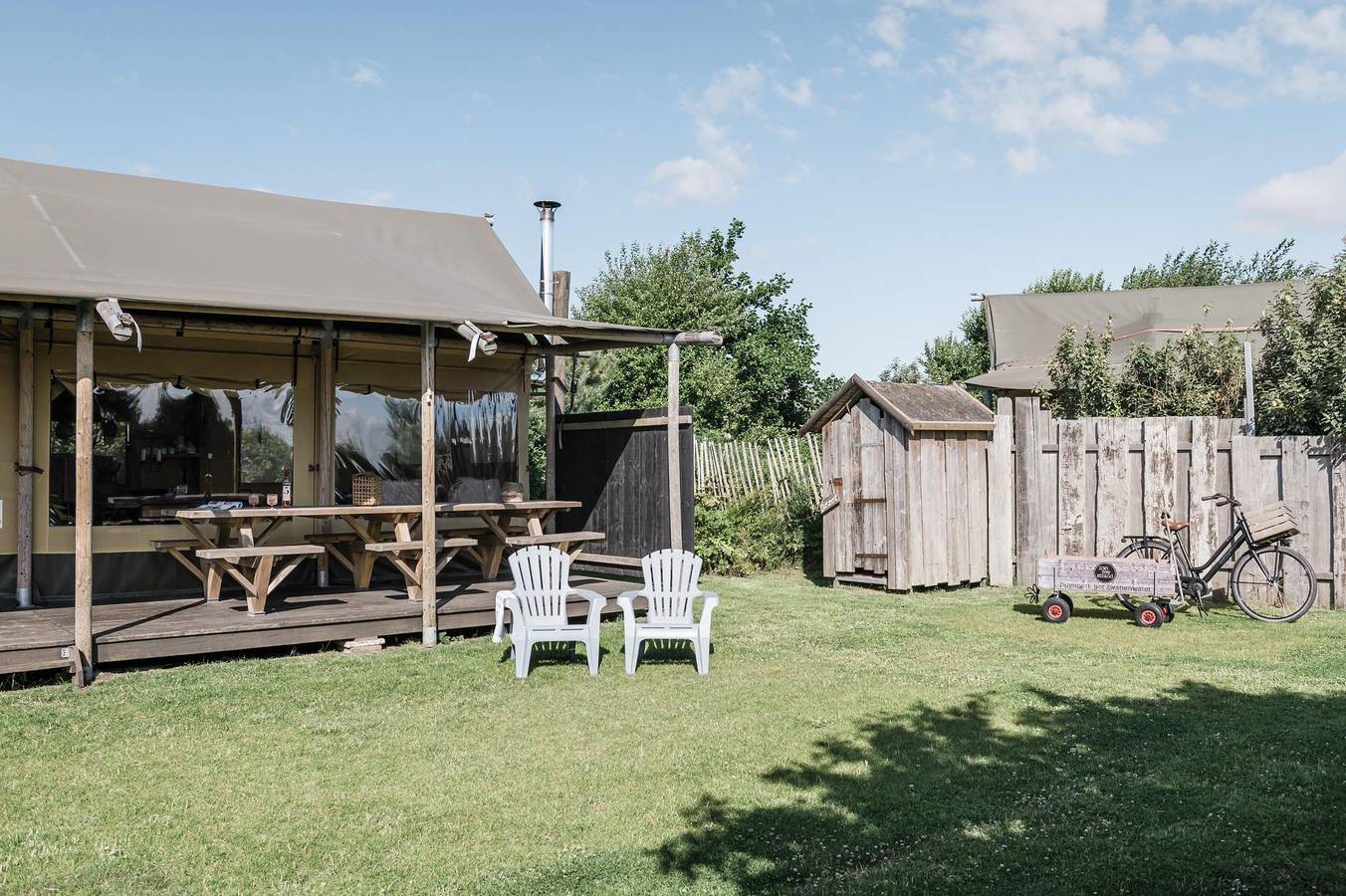 Callinghe Vakanties — Wood Lodge in Callantsoog, Niederländische Nordsee