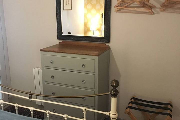 Gîte pour 4 personnes, avec jardin et piscine, animaux acceptés à Le Vigeant - 3