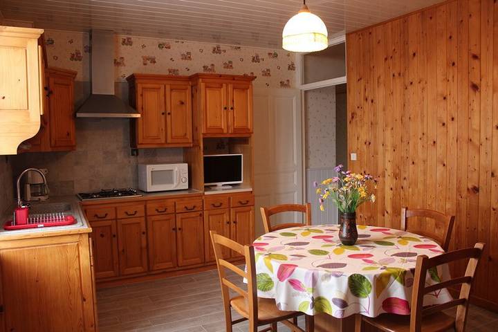 Gîte for 4 people with garden in La Chaumusse, Parc naturel régional du Haut-Jura