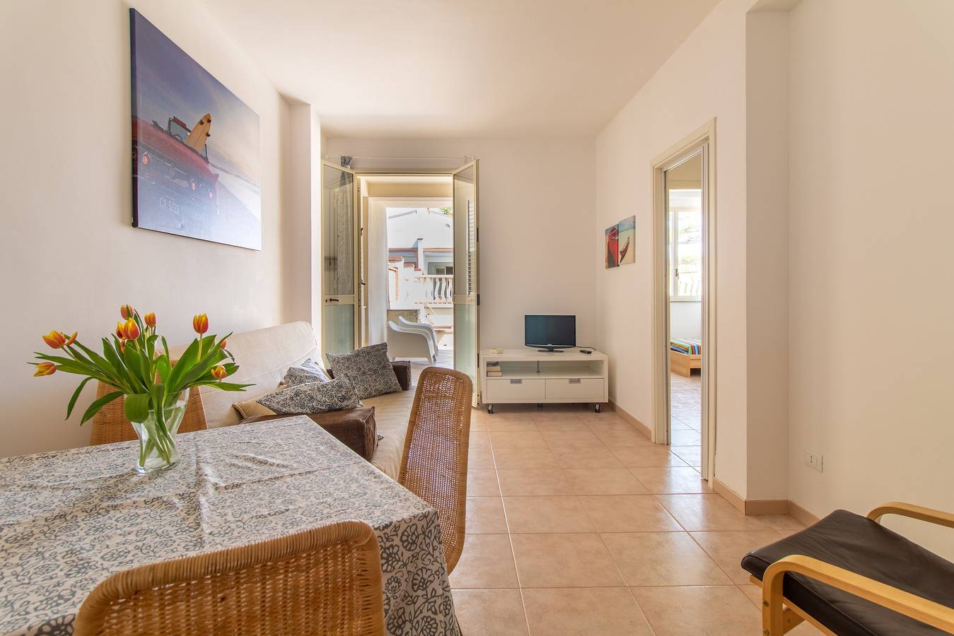 Independent villa 10 min from the sea with garden, Bbq, and private parking in Santa Maria del Focallo, Ispica