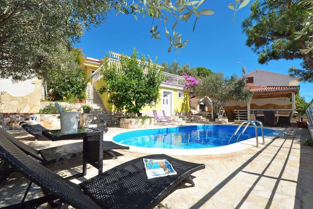 Casa vacanza a Ciovo a partire da 187€ a notte