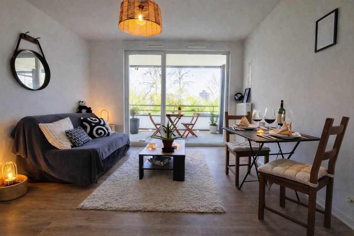 Ganze Wohnung, Ferienwohnung für 4 Personen mit Terrasse in Straßburg, Region Straßburg