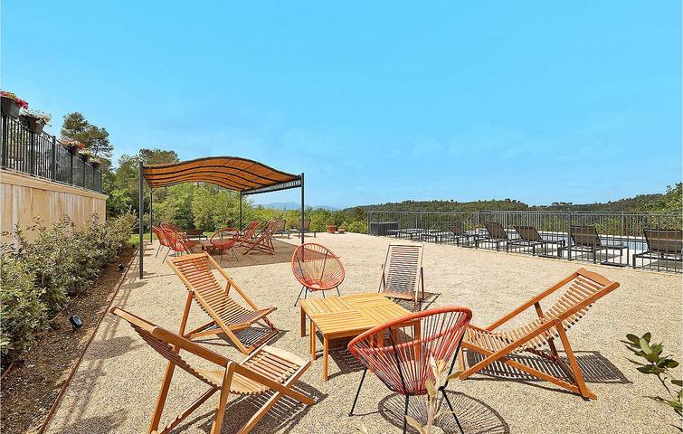 Apartamento de lujo junto al río con piscina y aparcamiento in La Celle (Var), Costa mediterránea (Francia)