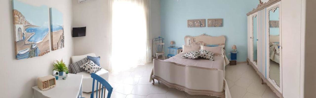Gîte pour 8 personnes, avec Balcon ainsi que Terrasse et Vue à Torre del Greco - 4