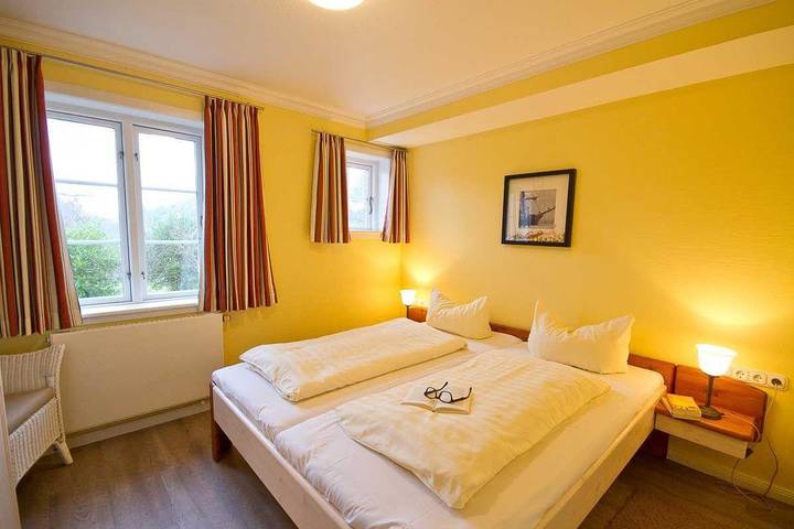 Ferienwohnung für 4 Personen, mit Garten und Terrasse in Nebel - 4