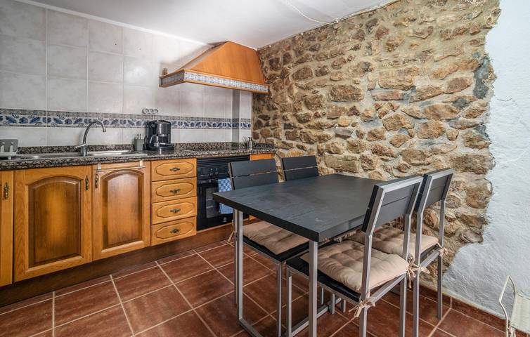 Acogedor apartamento cerca del centro de Cabanes con aire acondicionado e Internet in Cabanes, Costa del Azahar
