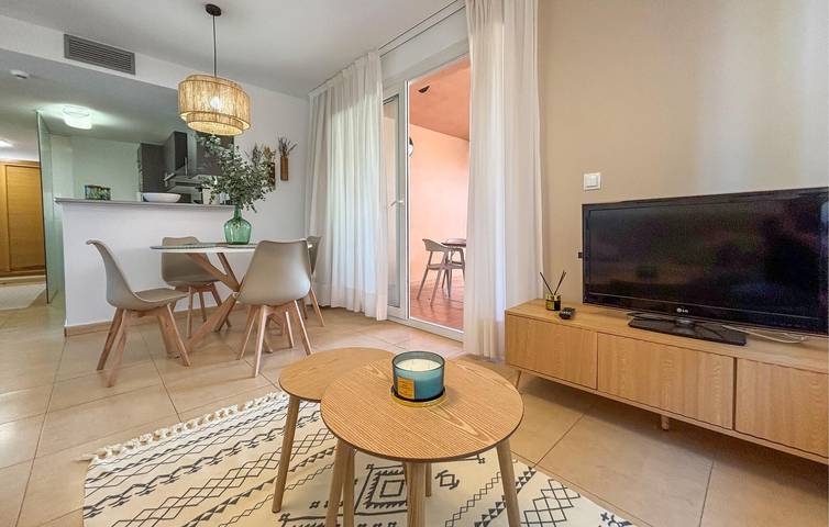 Appartement de vacances entier, Charmant appartement de 76 m² avec piscine et terrasse, près du restaurant Knife & Fork in Mar Menor Polaris World, Torre Pacheco